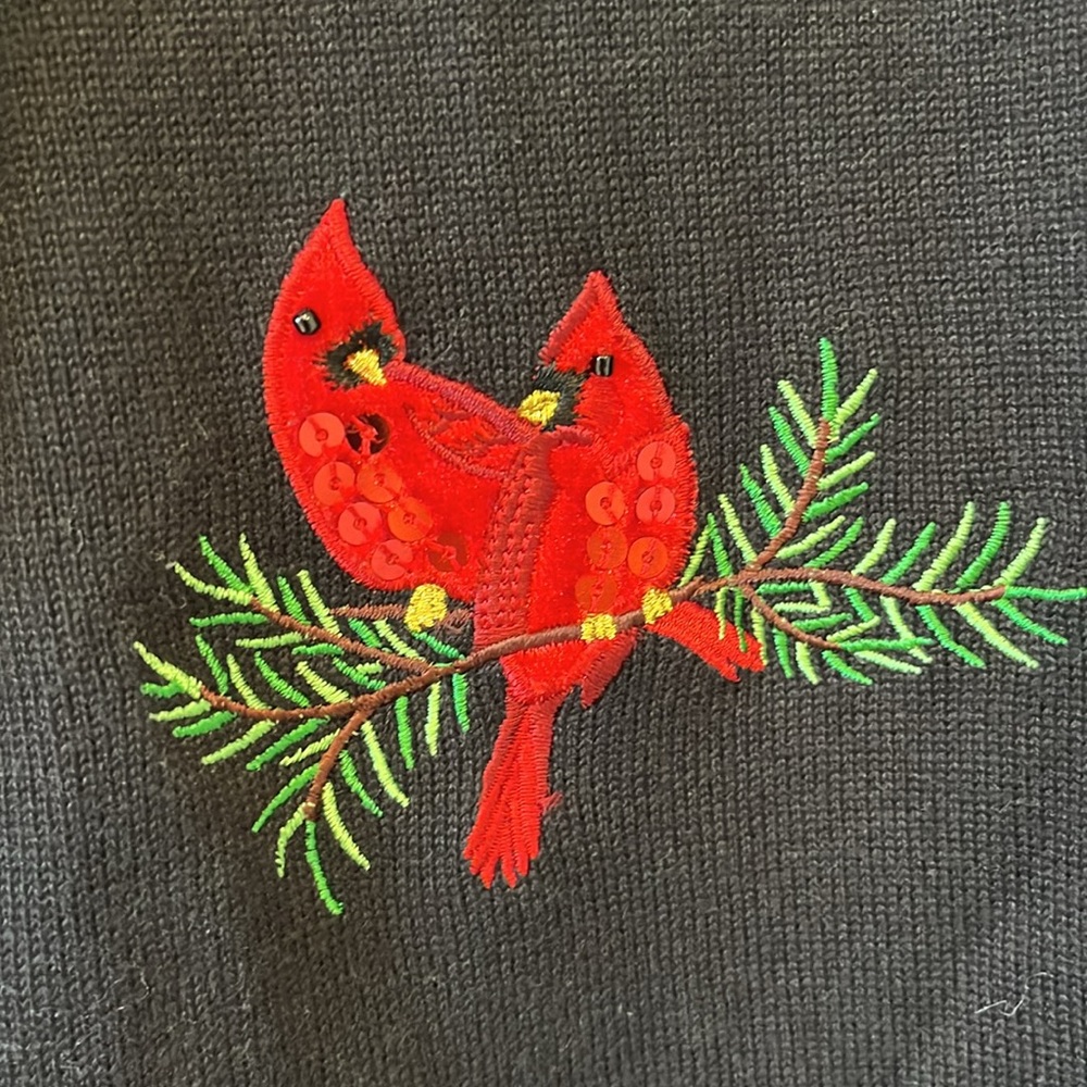 ๐ป3/$15 Croft & Barrow Cardinal Button Sweater-PM - Picture 2 of 6